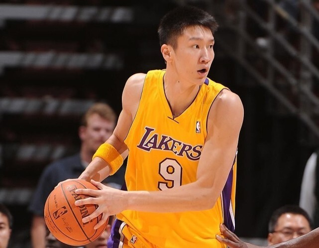 PG电子-中国球员NBA单场最高分:周琦6分,杨瀚森9分,姚明纪录天花板|王治郅|中国篮球|波特兰开拓者队|内线_新浪体育_新浪新闻